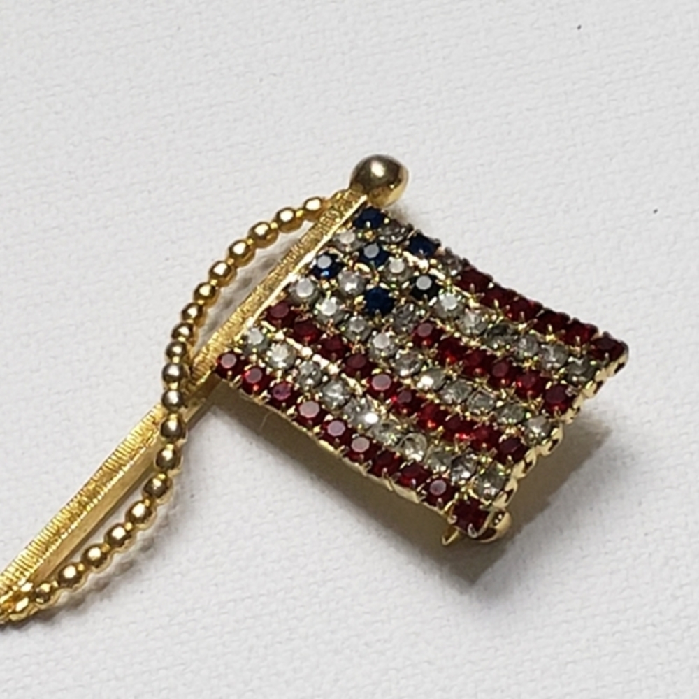 Patriotic Rhinestone Flag Pin - Picture 3 of 10